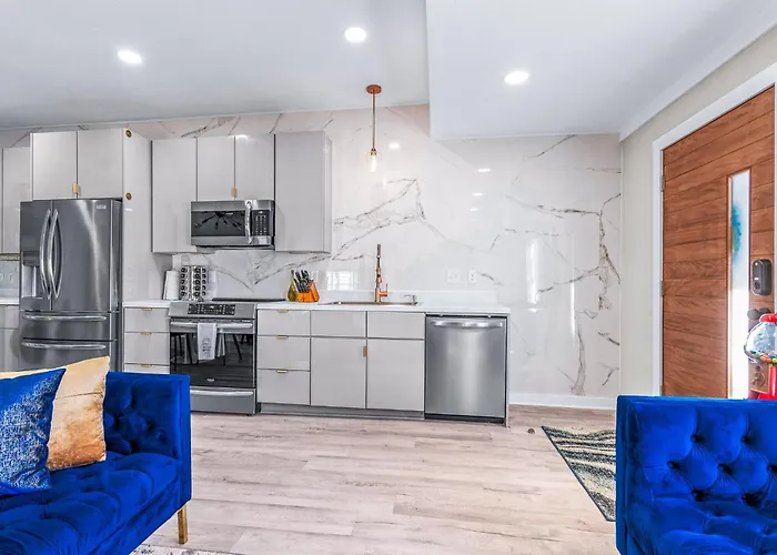 Holiday home The Sapphire Downtown, Pensacola's Hidden Gem *